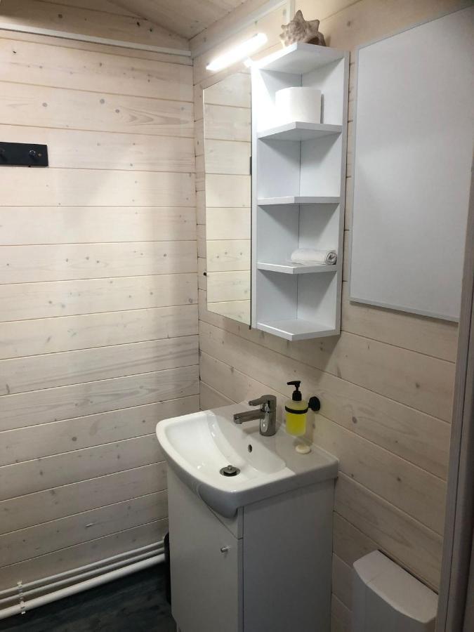 Womocamp Holzhuette 1 호텔 사울크라스티 외부 사진